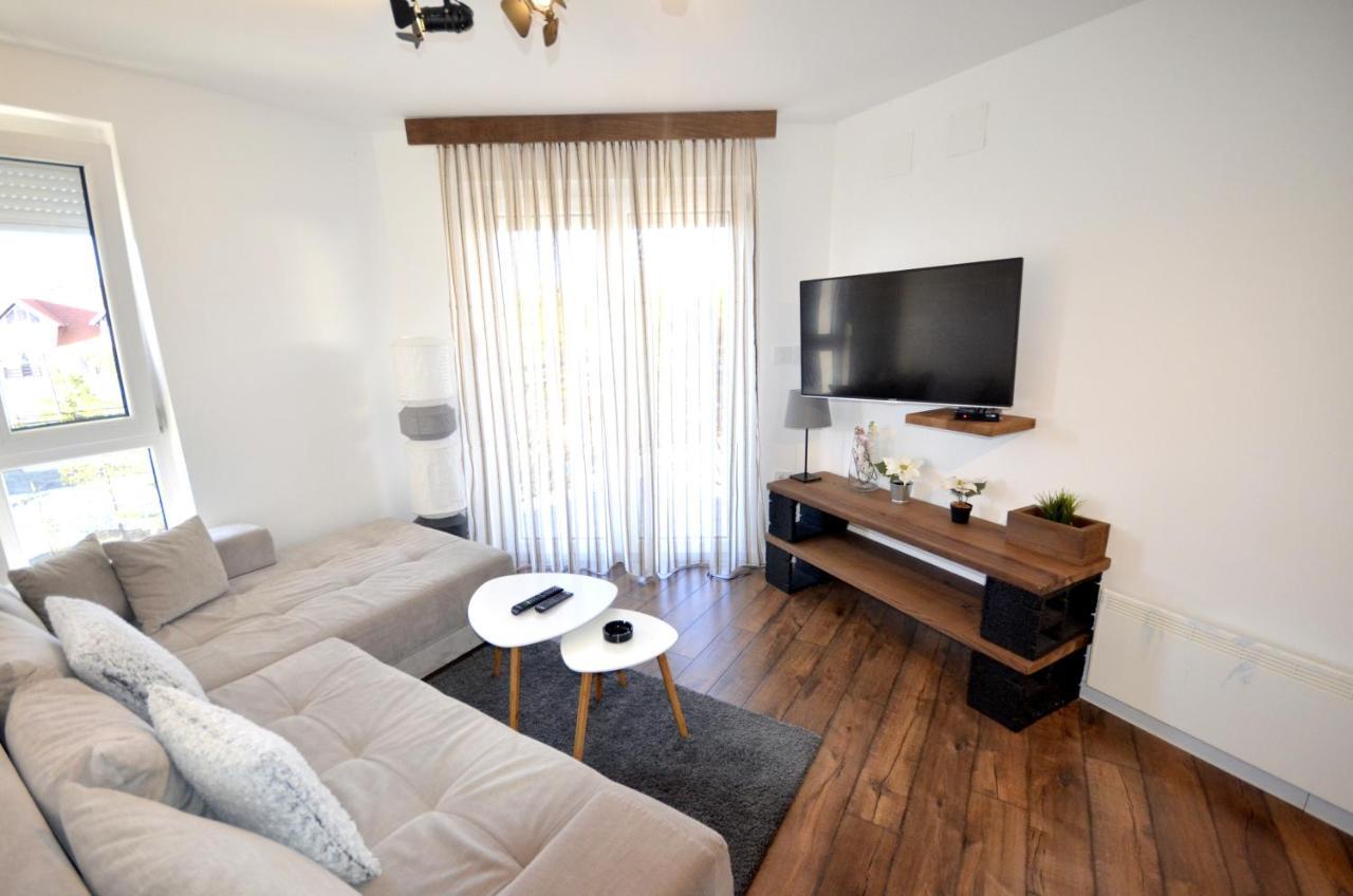 C L E A N&C O Z Y Apartmani Divčibare 외부 사진