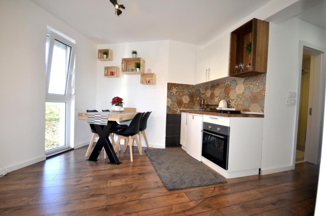 C L E A N&C O Z Y Apartmani Divčibare 외부 사진