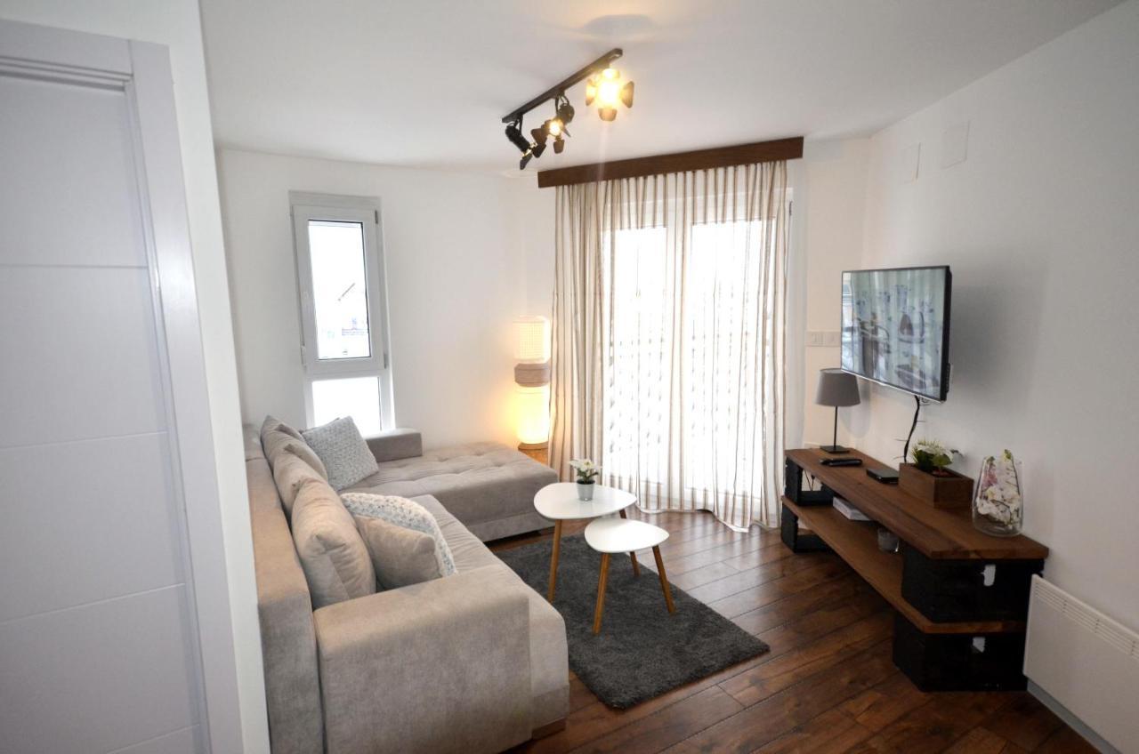 C L E A N&C O Z Y Apartmani Divčibare 외부 사진
